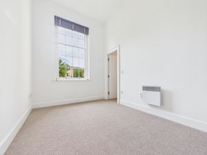 Bedroom- click for photo gallery